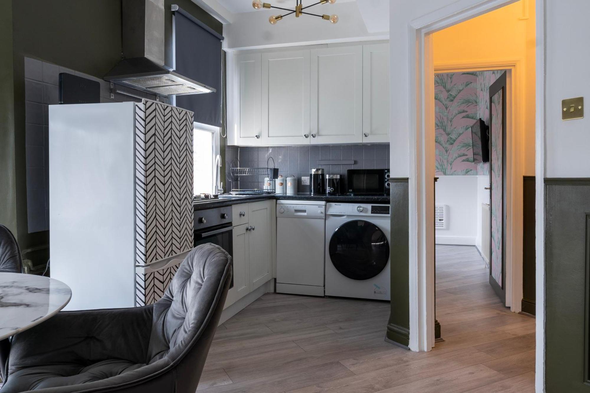 5C- Stylish Urban Retreat - Spacious 2 Bed Flat Лондон Екстериор снимка